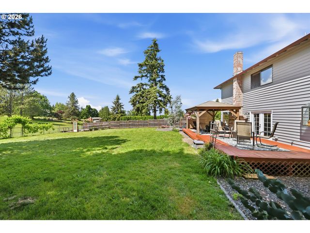 22470 Se NAOMI Dr, Damascus, OR 97089