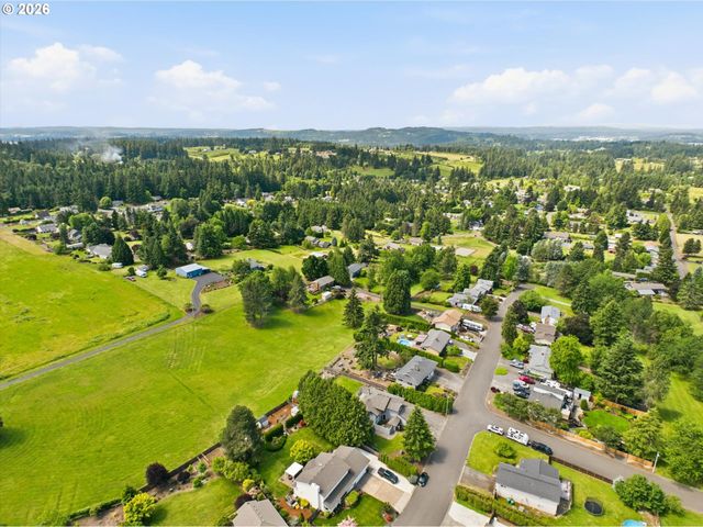 22470 Se NAOMI Dr, Damascus, OR 97089