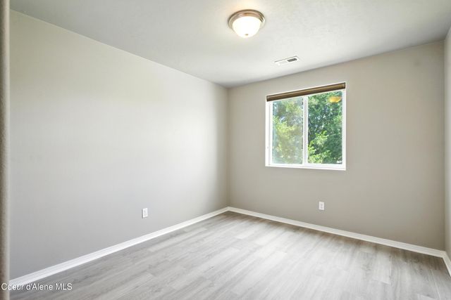 1254 E BOGIE DR, Post Falls, ID 83854
