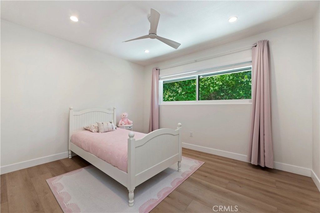 Image 15 of property listing at 169 S Stonebrook #16, Orange, CA 92869