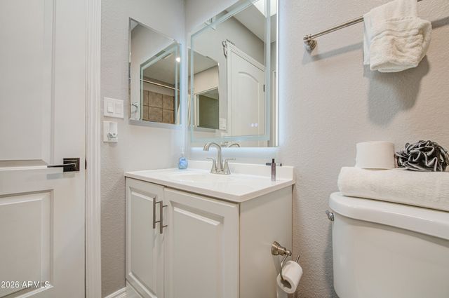 916 S HACIENDA Drive A, Tempe, AZ 85281