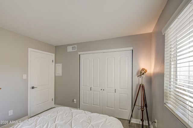 916 S HACIENDA Drive A, Tempe, AZ 85281