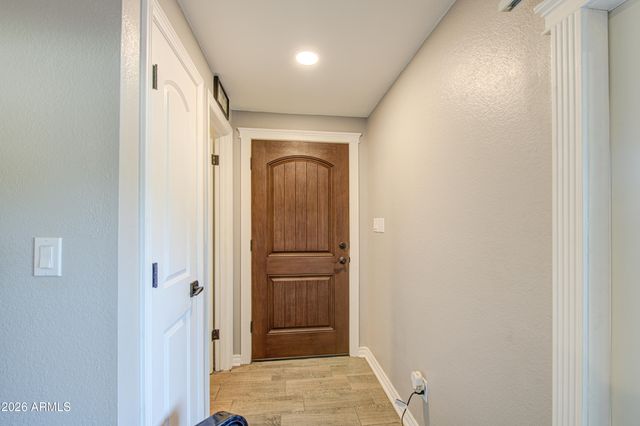 916 S HACIENDA Drive A, Tempe, AZ 85281