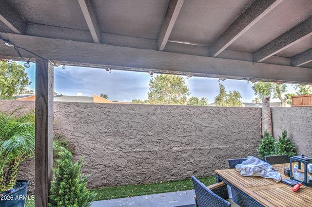 916 S HACIENDA Drive A, Tempe, AZ 85281