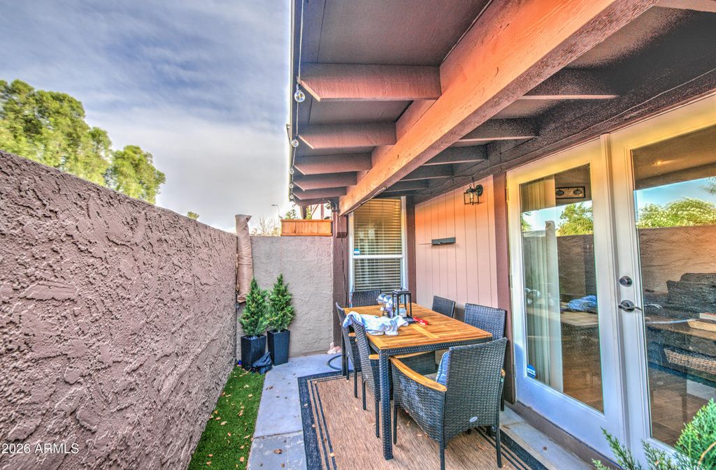 916 S HACIENDA Drive A, Tempe, AZ 85281 — photo 2