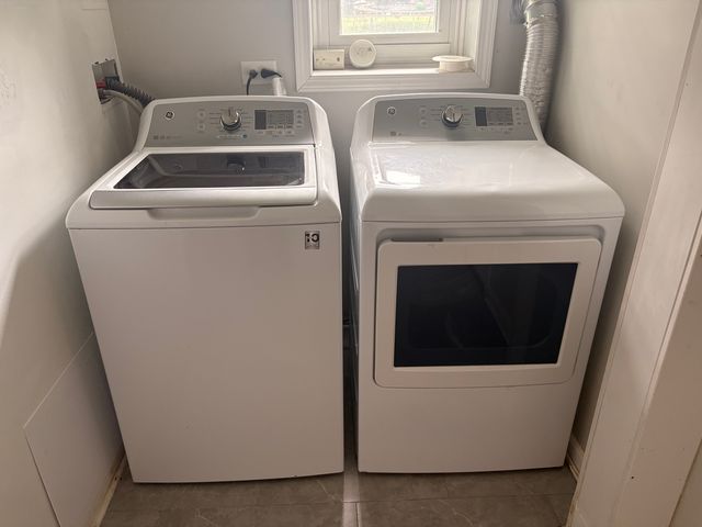 325 Rockhurst Road, Bolingbrook, IL 60440