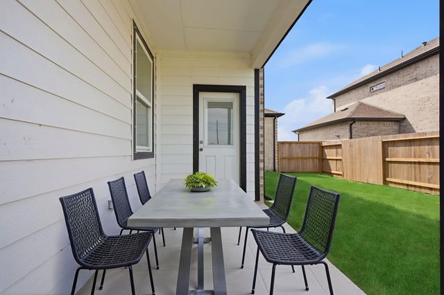 13731 Olympic River Lane, Iowa Colony, TX 77583