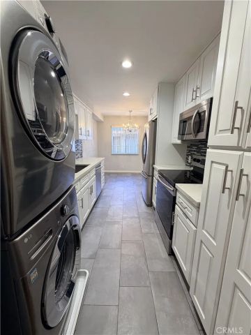 377 W California 27, Glendale, CA 91203