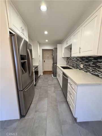 377 W California 27, Glendale, CA 91203