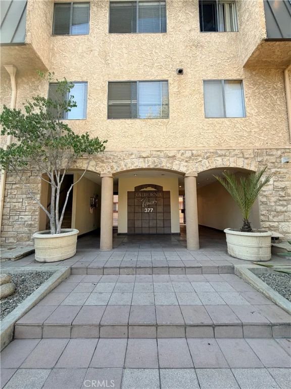 377 W California 27, Glendale, CA 91203