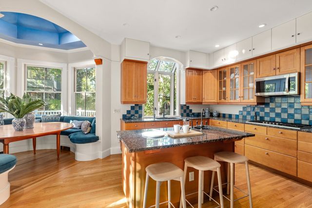 13 Humboldt Street, Cambridge, MA 02140