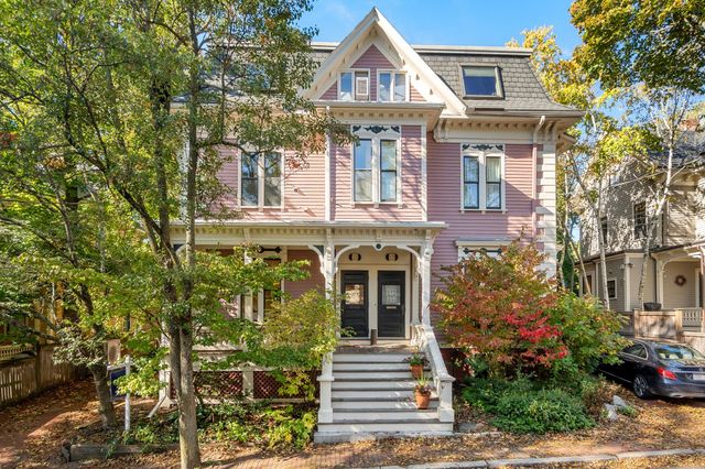 13 Humboldt Street, Cambridge, MA 02140
