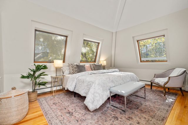 13 Humboldt Street, Cambridge, MA 02140