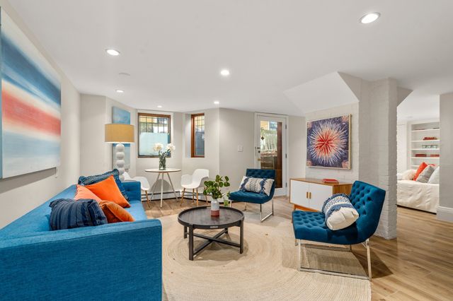 13 Humboldt Street, Cambridge, MA 02140