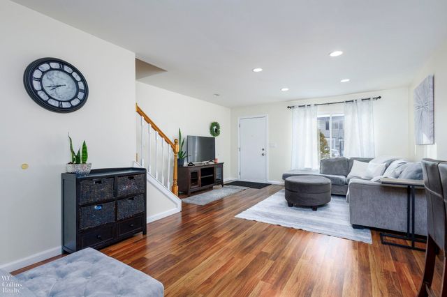 28212 Universal Drive, Warren, MI 48092