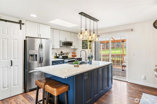 6713 66th Drive NE, Marysville, WA 98270