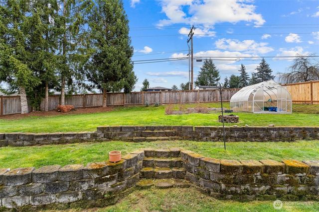 6713 66th Drive NE, Marysville, WA 98270