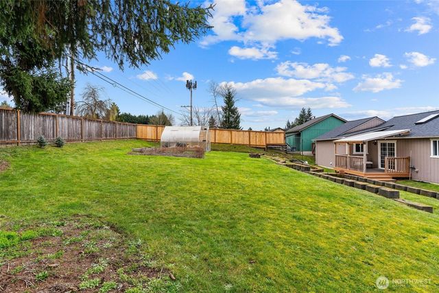 6713 66th Drive NE, Marysville, WA 98270