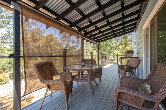 43191 W Sugar Pine Drive, Oakhurst, CA 93644