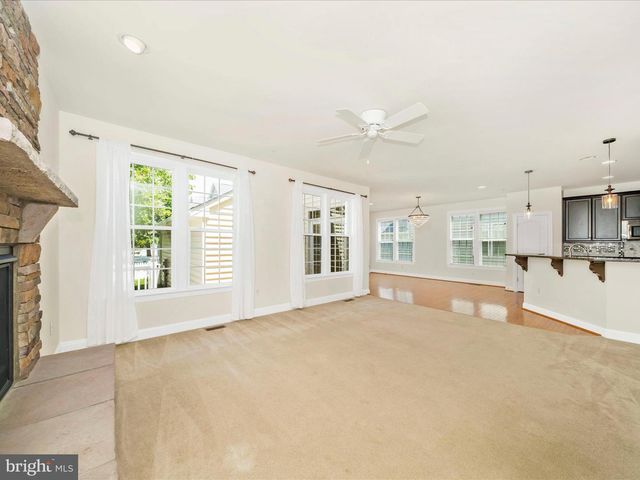 803 CRUMS HOLLOW DR, Brunswick, MD 21716