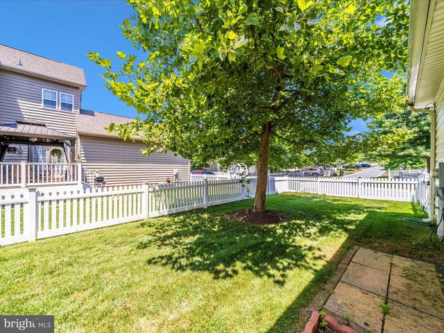 803 CRUMS HOLLOW DR, Brunswick, MD 21716