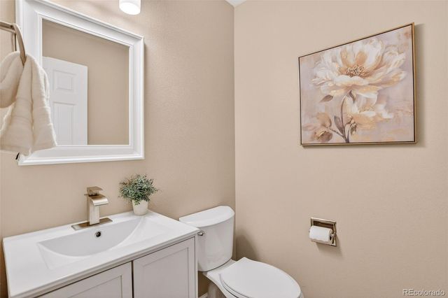 4823 Apollo Bay Drive, Highlands Ranch, CO 80130