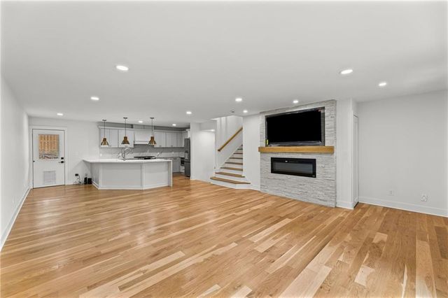 5657 W 50th Street, Mission, KS 66202