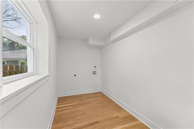 5657 W 50th Street, Mission, KS 66202