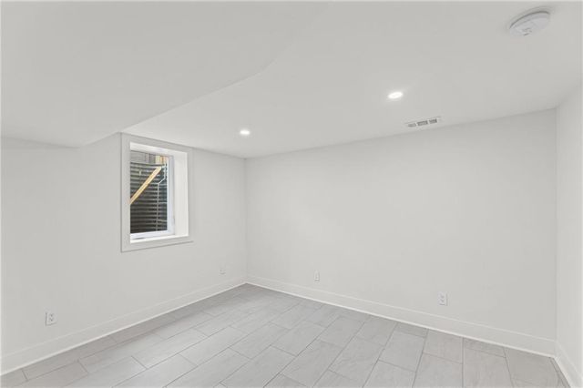 5657 W 50th Street, Mission, KS 66202