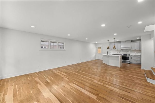 5657 W 50th Street, Mission, KS 66202
