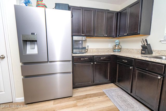 6110 SANDS POINTE Drive, Macclenny, FL 32063