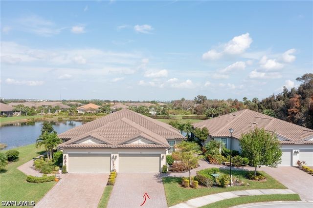 8013 Calle Canovas CT, Naples, FL 34114