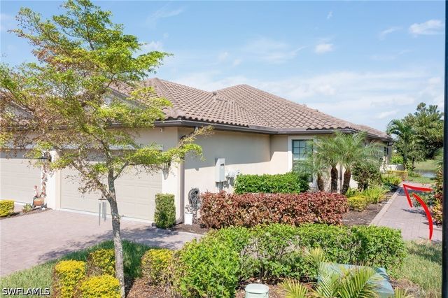 8013 Calle Canovas CT, Naples, FL 34114