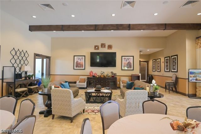 8013 Calle Canovas CT, Naples, FL 34114