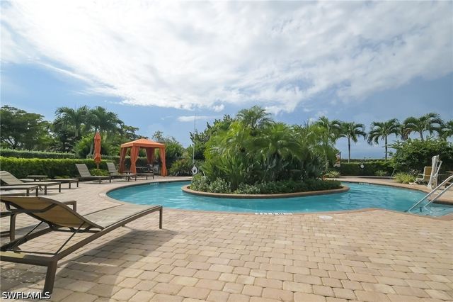 8013 Calle Canovas CT, Naples, FL 34114