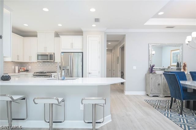 8013 Calle Canovas CT, Naples, FL 34114