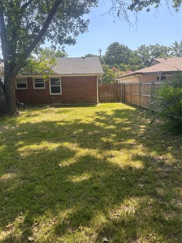 1212 N Grant Drive, Sherman, TX 75092