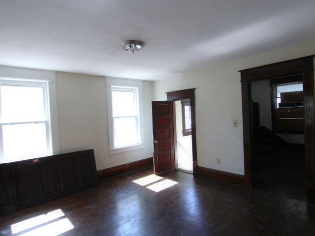 1651 Syracuse AVE, Roanoke, VA 24017