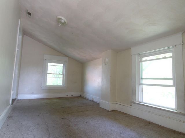 1651 Syracuse AVE, Roanoke, VA 24017
