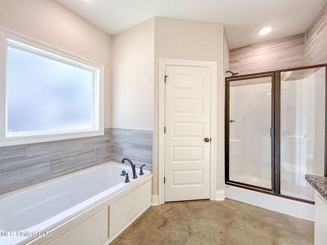 949 Riverside Lane, Pearl, MS 39208