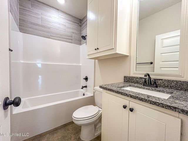 949 Riverside Lane, Pearl, MS 39208