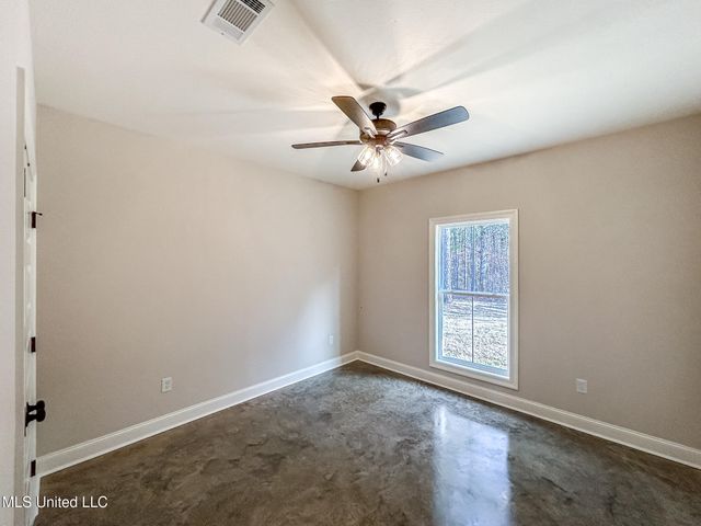 949 Riverside Lane, Pearl, MS 39208