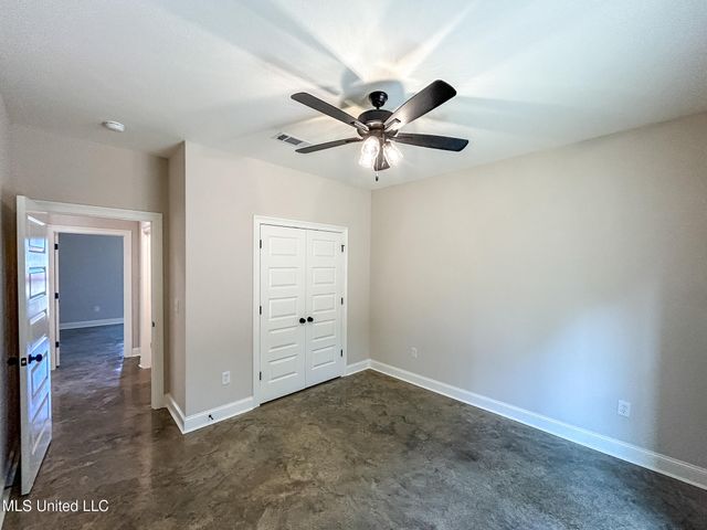 949 Riverside Lane, Pearl, MS 39208