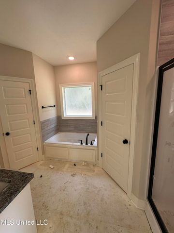 949 Riverside Lane, Pearl, MS 39208