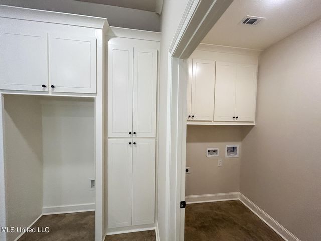 949 Riverside Lane, Pearl, MS 39208