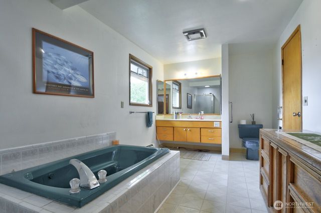 11202 Littlerock Road SW, Olympia, WA 98512