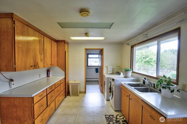 11202 Littlerock Road SW, Olympia, WA 98512