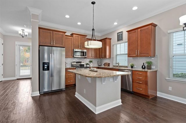 8467 LAUREATE BOULEVARD, Orlando, FL 32827