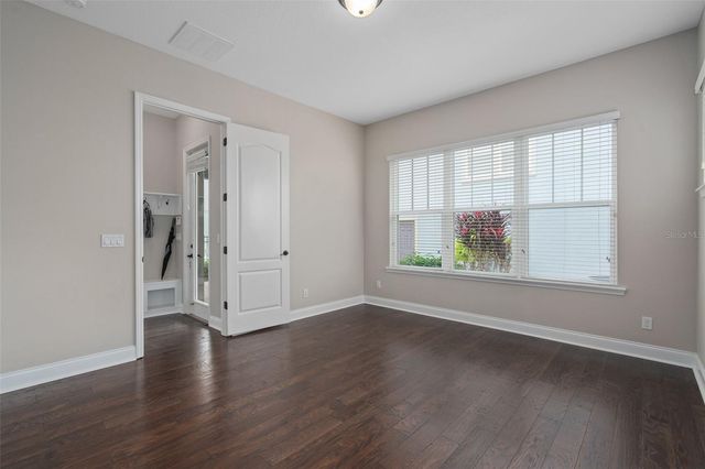 8467 LAUREATE BOULEVARD, Orlando, FL 32827