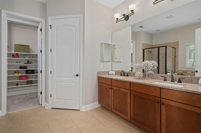 8467 LAUREATE BOULEVARD, Orlando, FL 32827